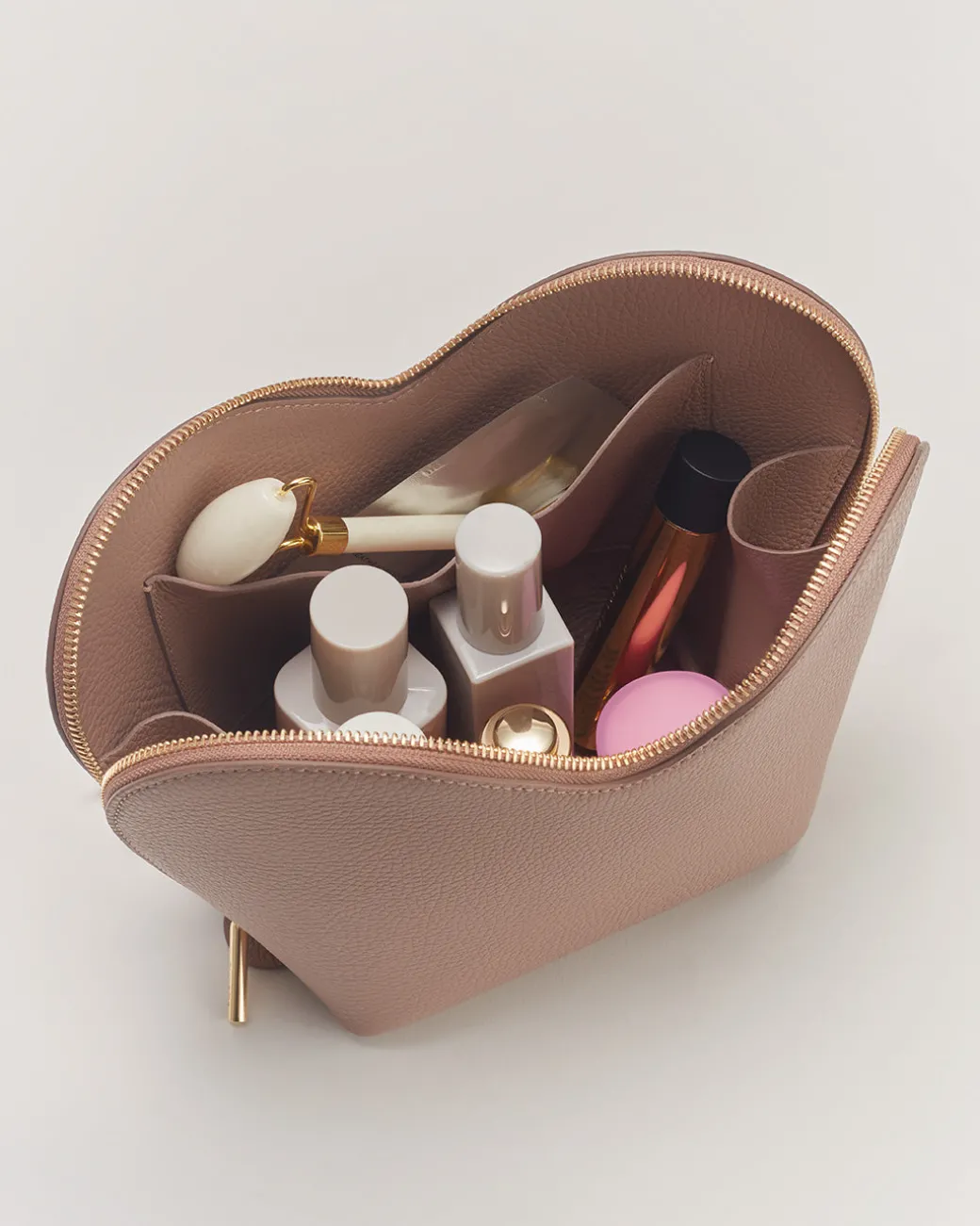 Cuyana Heart Case* Cases | Small Leather Goods