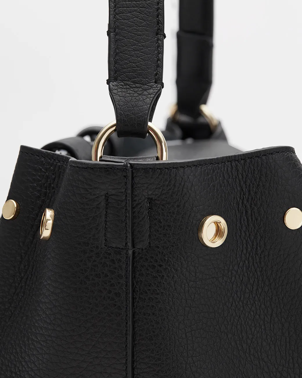 Cuyana Leather Backpack 16-inch* Backpacks
