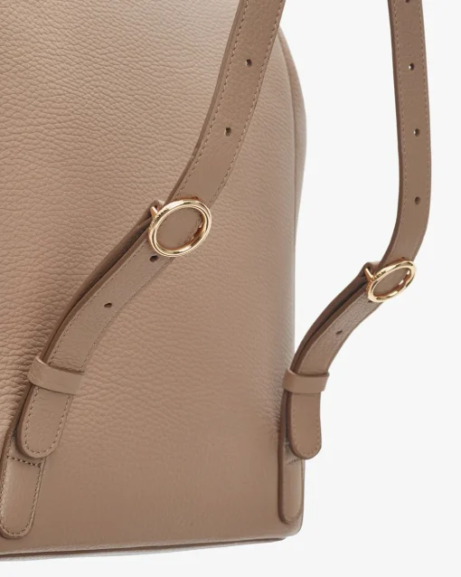 Cuyana Leather Backpack 13-inch* Backpacks | Bags - Cuyana  display picture 1