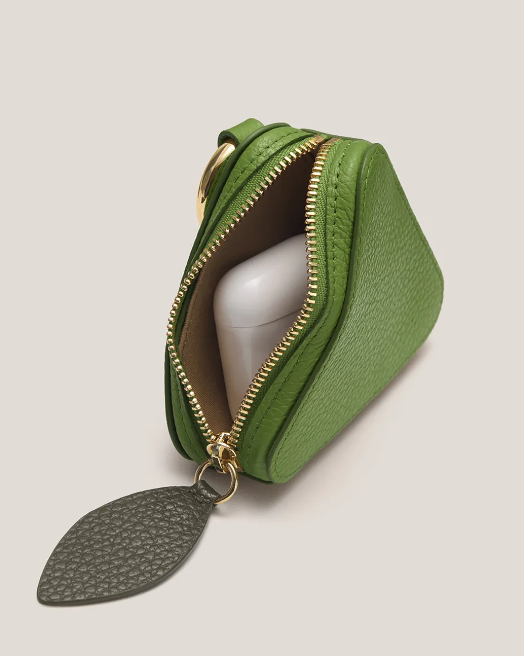 Cuyana Pear Pouch* Pouches | Small Leather Goods